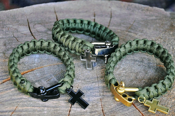 Bracelets en corde de parachute et leurs crucifix (Noir-Metal-Bronze)