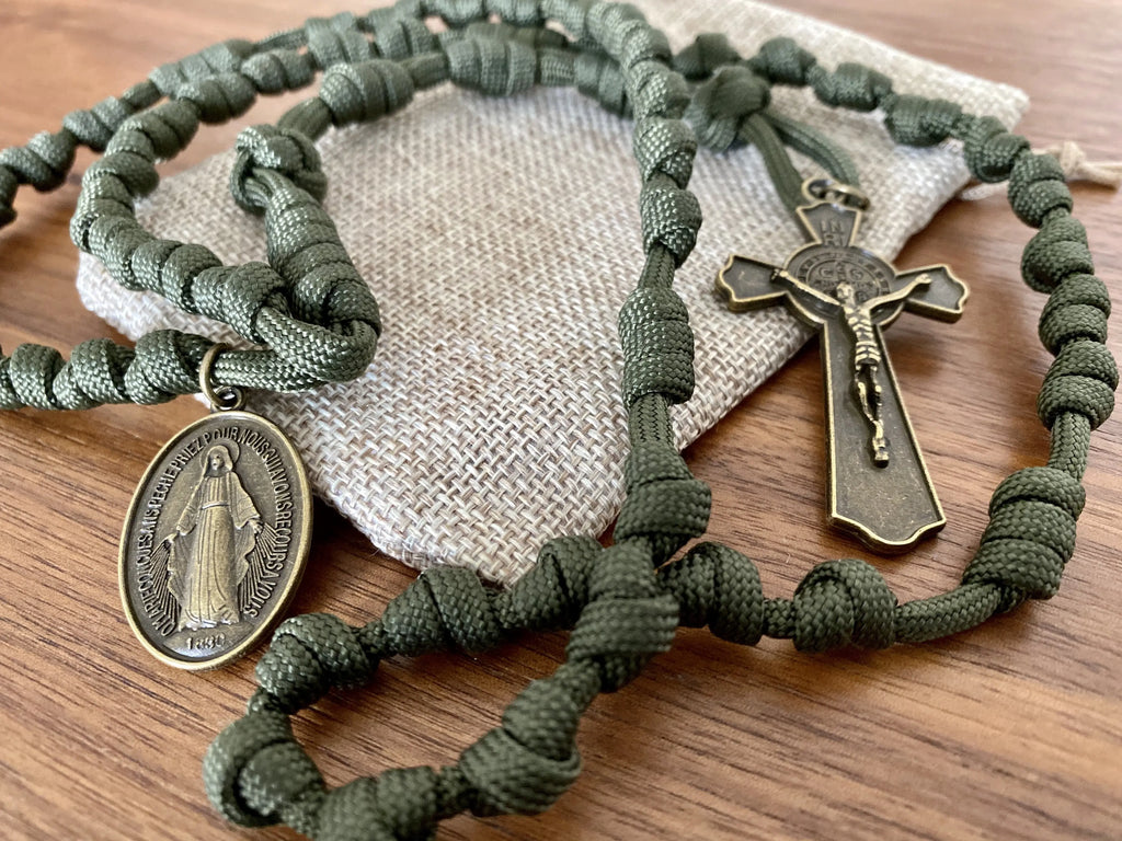 Chapelet De Combat Robuste Sur Corde - Acier Inoxydable Avec Médaille Miraculeuse Et Saint Benoît